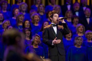 David Archuleta spieva