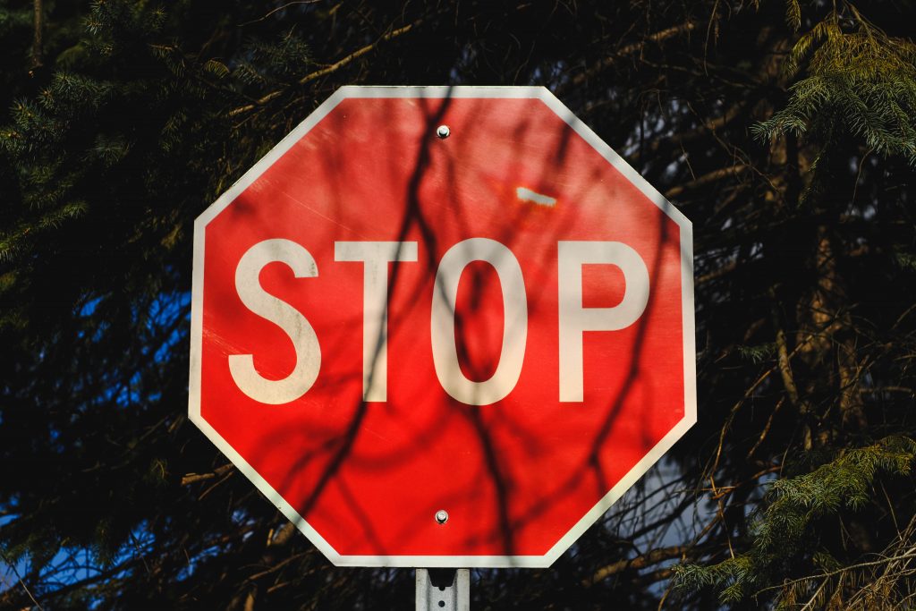 STOP alkoholu a drogám