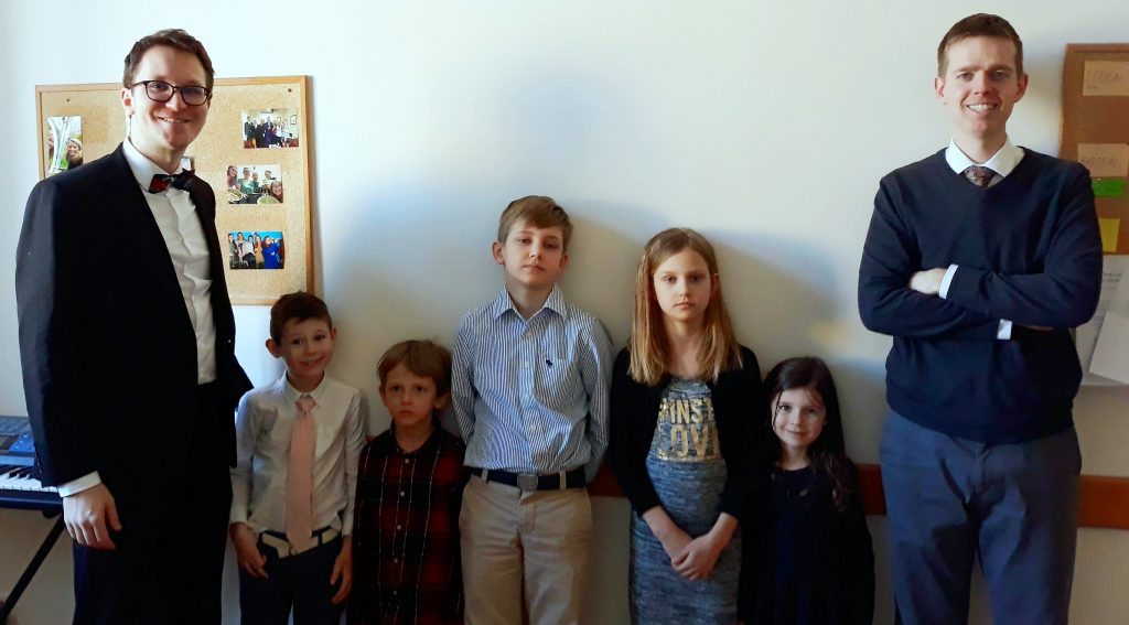Nedela a primárky